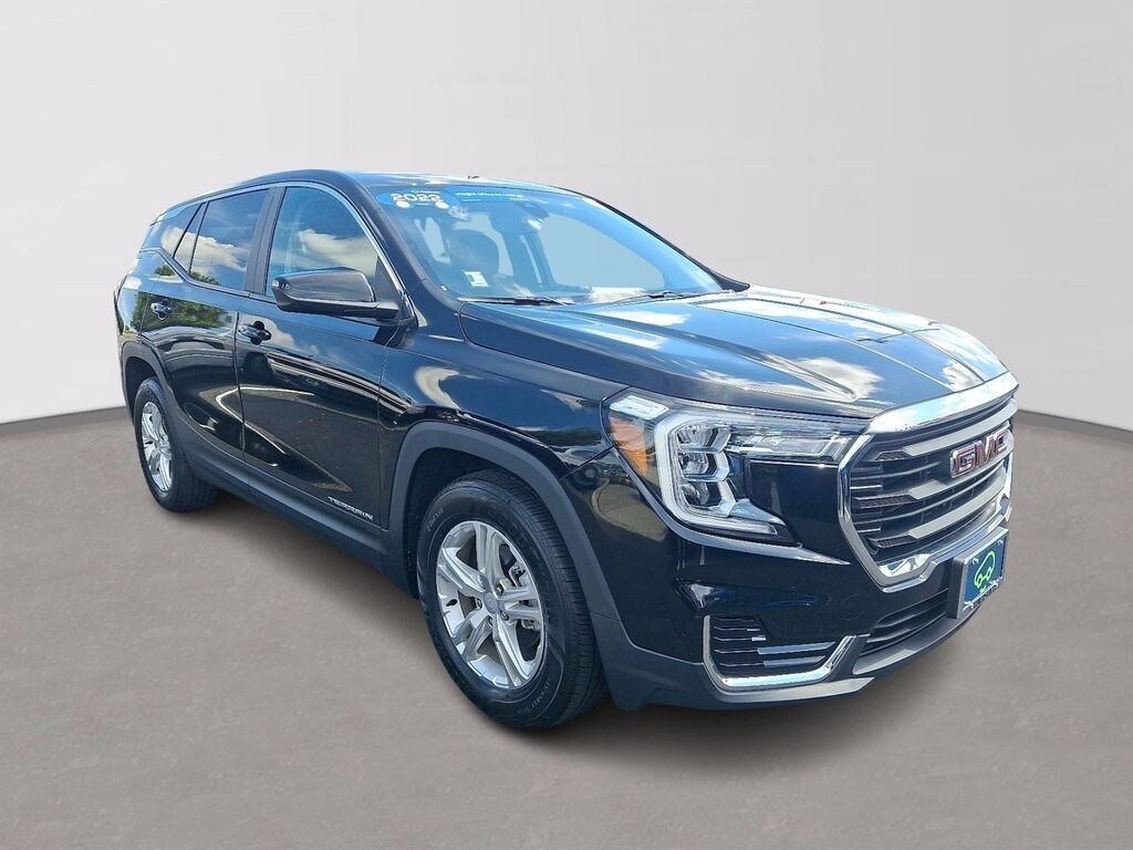 Used 2022 GMC Terrain SLE SUV