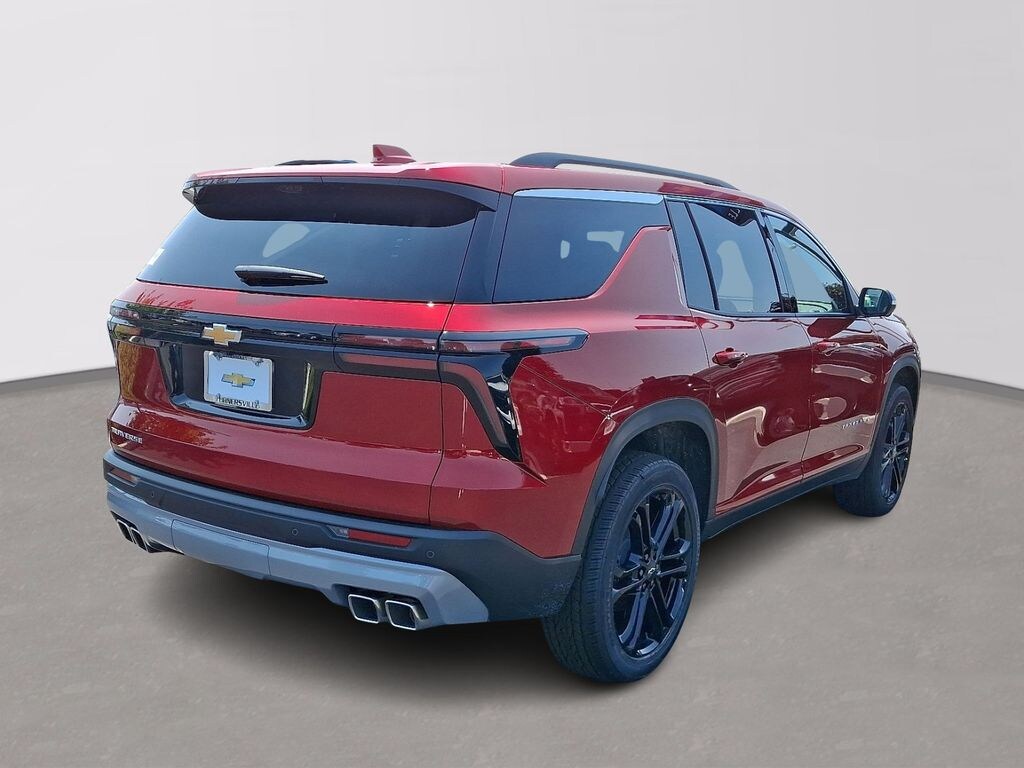 Used 2026 Chevrolet Traverse LT SUV
