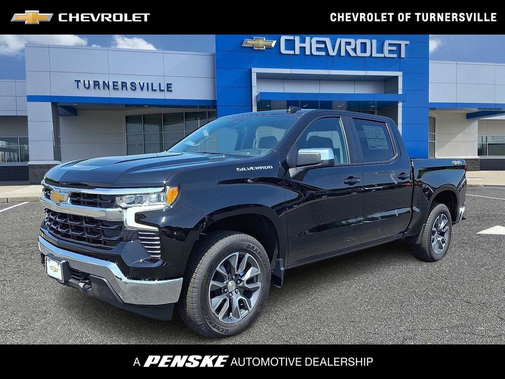 New 2026 Chevrolet Silverado 1500 LT Truck Crew Cab