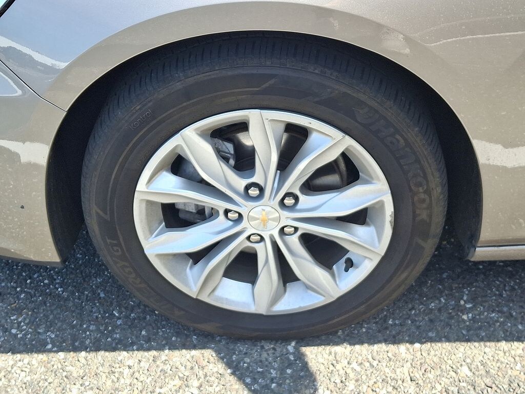 Used 2025 Chevrolet Malibu 1LT Sedan