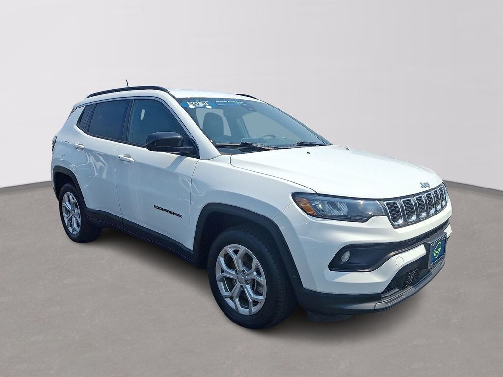 Used 2024 Jeep Compass Latitude SUV