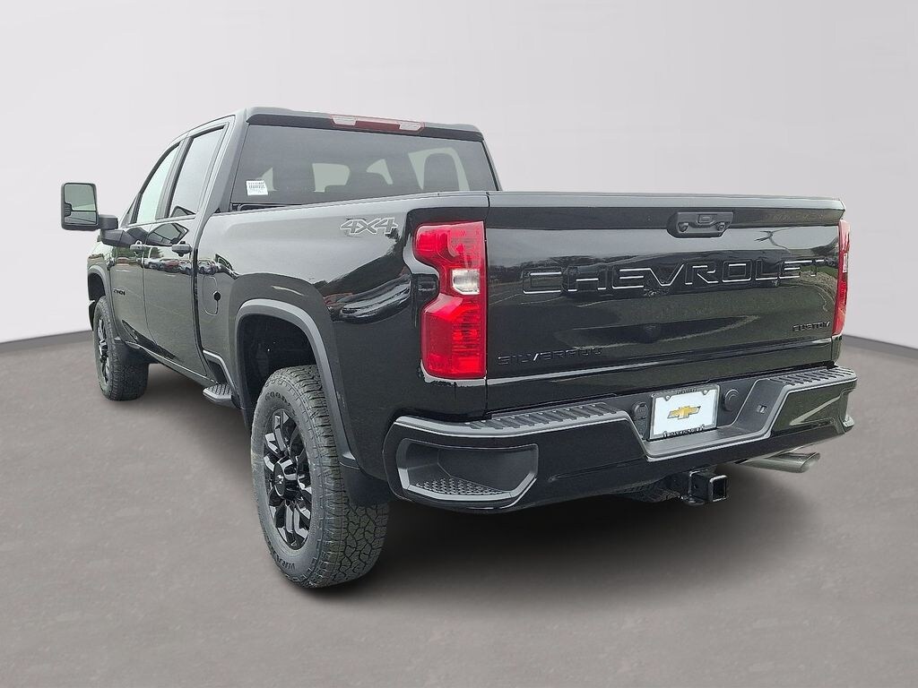 New 2026 Chevrolet Silverado 2500 HD Custom Truck Crew Cab