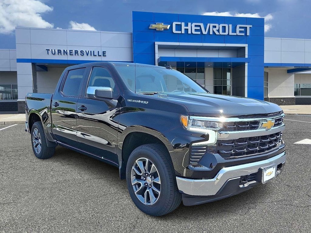 New 2026 Chevrolet Silverado 1500 LT Truck Crew Cab