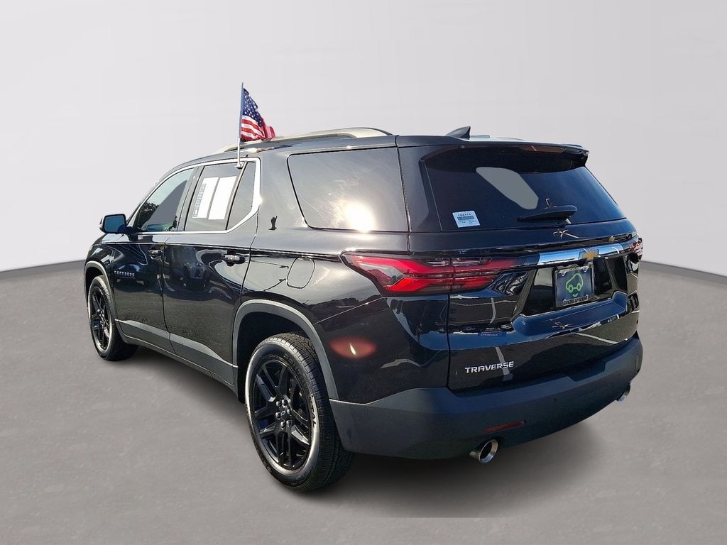 Used 2022 Chevrolet Traverse LT Cloth w/1LT SUV