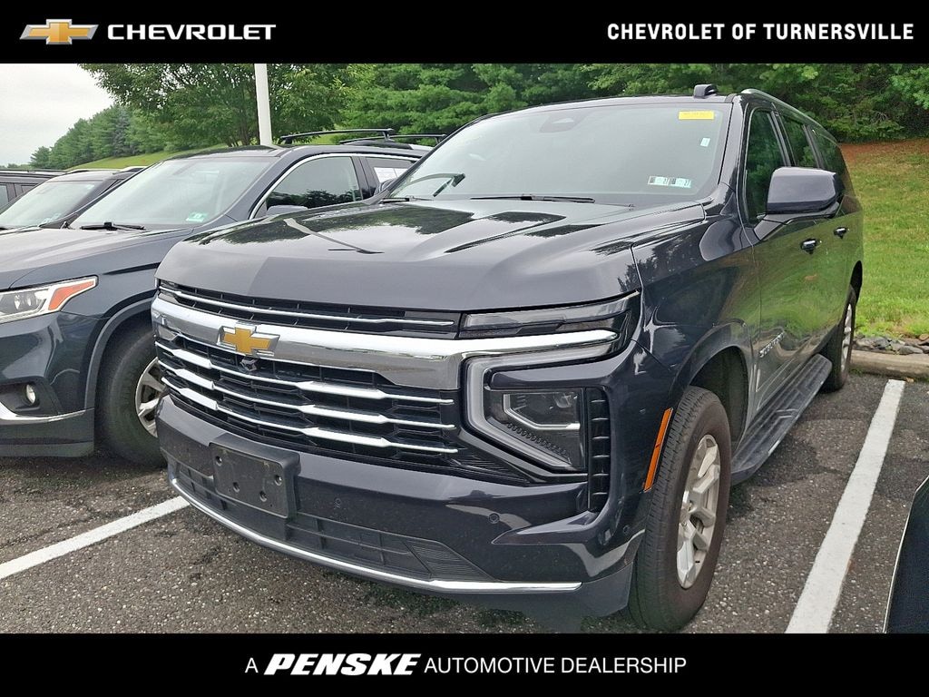 Used 2025 Chevrolet Suburban LT SUV