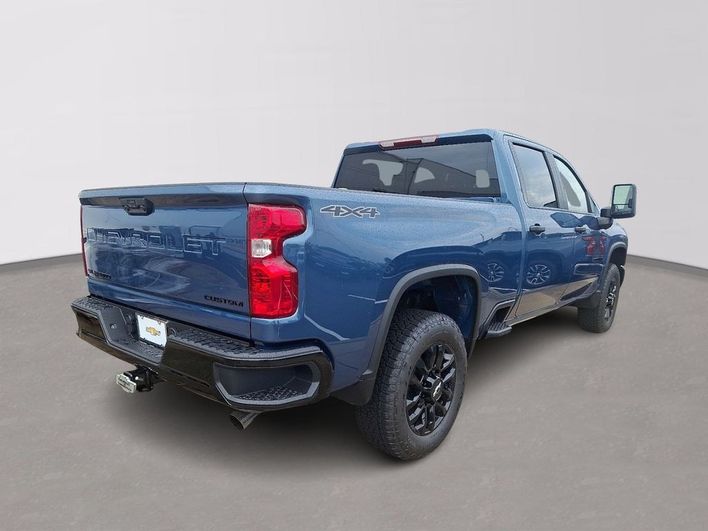 New 2026 Chevrolet Silverado 2500 HD Custom Truck Crew Cab
