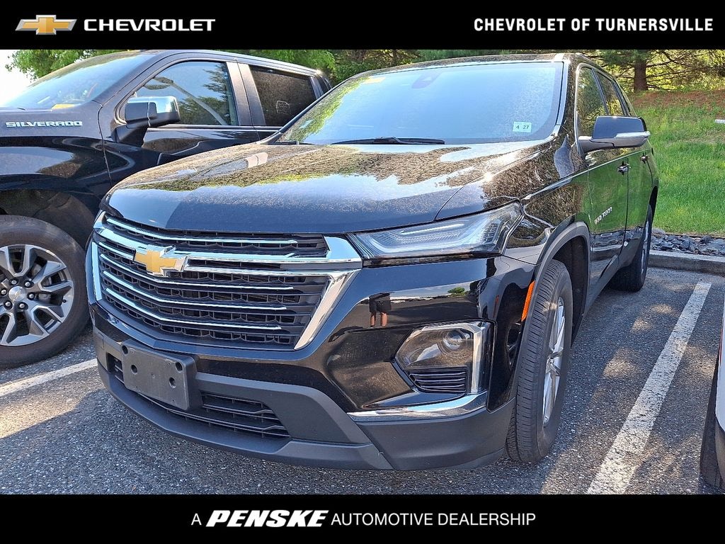Certified 2022 Chevrolet Traverse LT Cloth w/1LT SUV