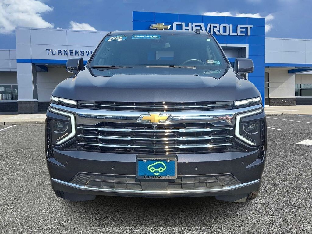 Certified 2025 Chevrolet Suburban LT SUV