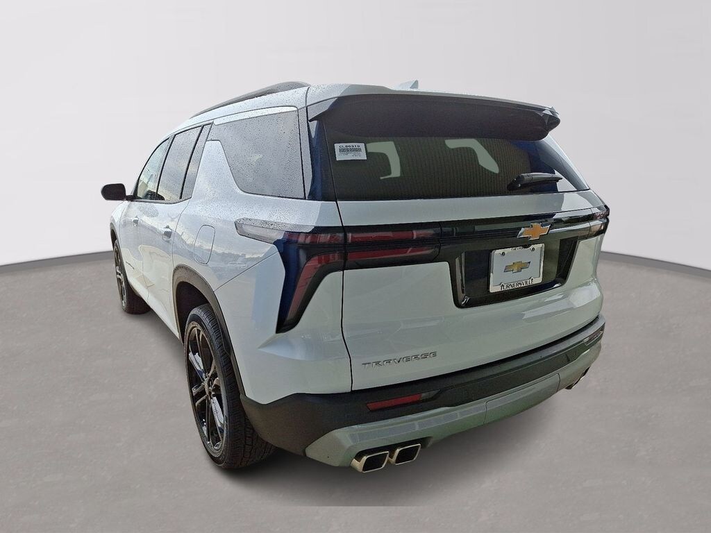 Used 2025 Chevrolet Traverse LT SUV
