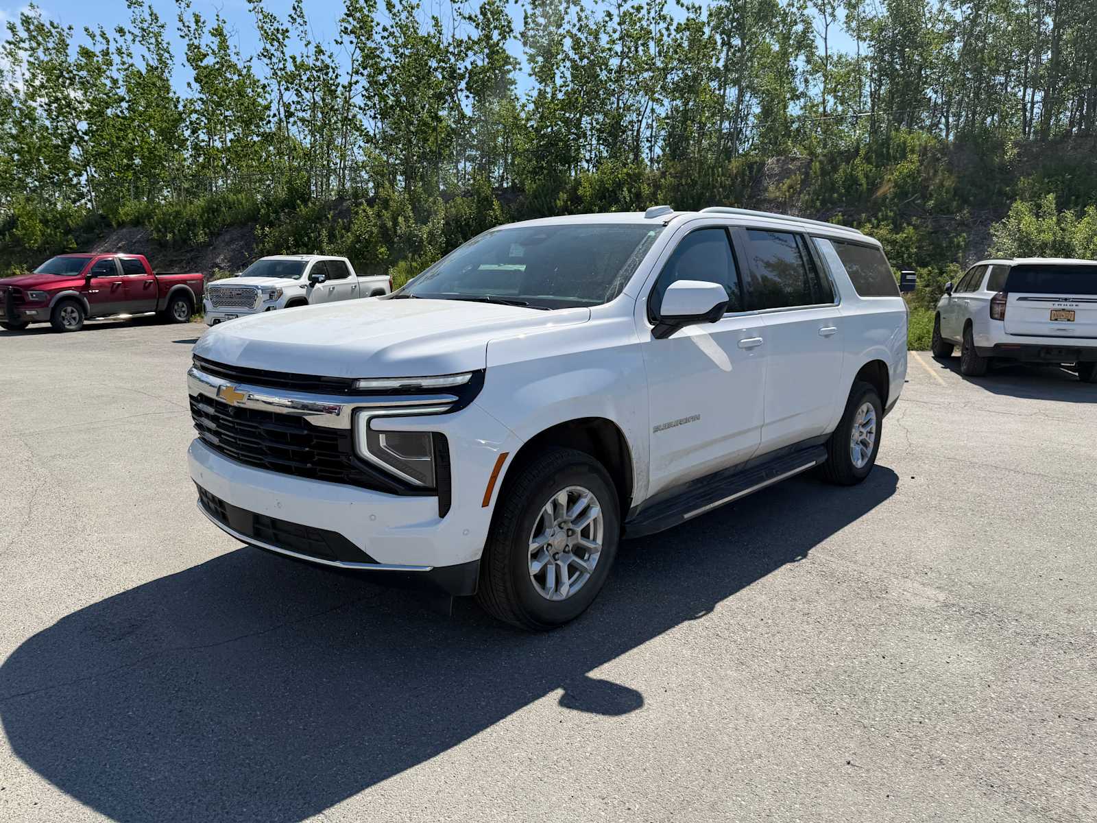 2025 Chevrolet Suburban LS 4WD's photo
