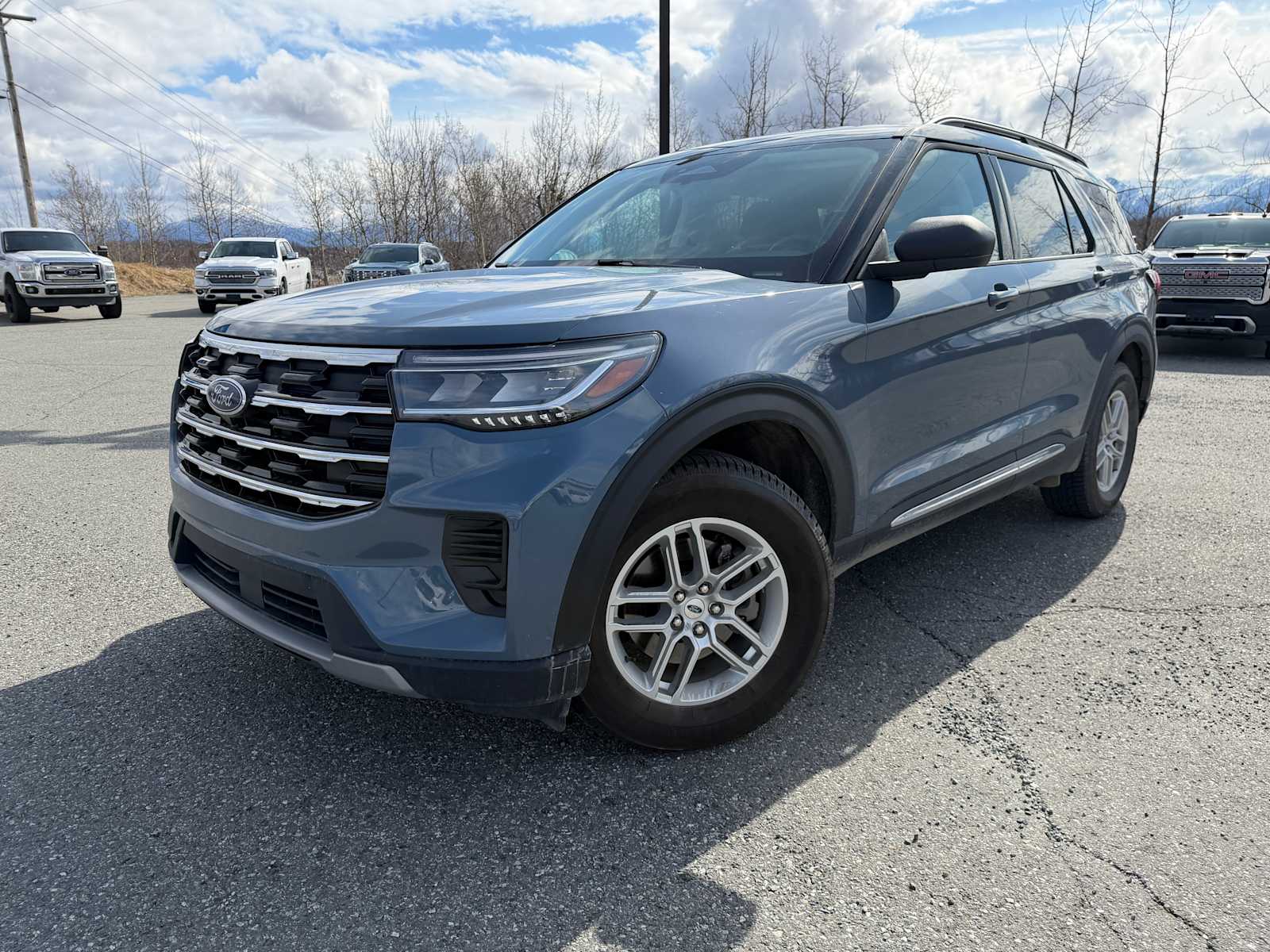 2025 Ford Explorer Active 4WD (PL535)'s photo