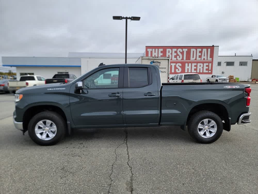 Thumbnail: 2026 Chevrolet Silverado 1500 - 2