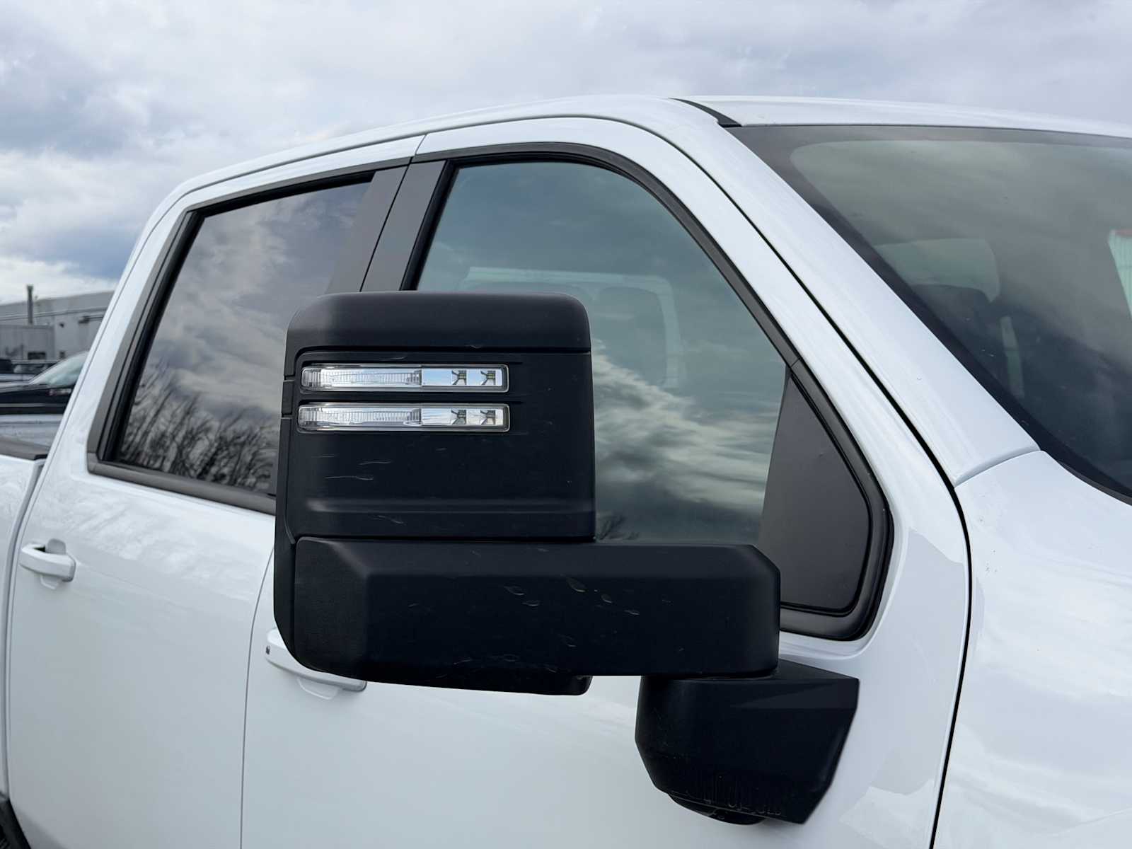 2025 Chevrolet Silverado 3500HD LT - Photo 20