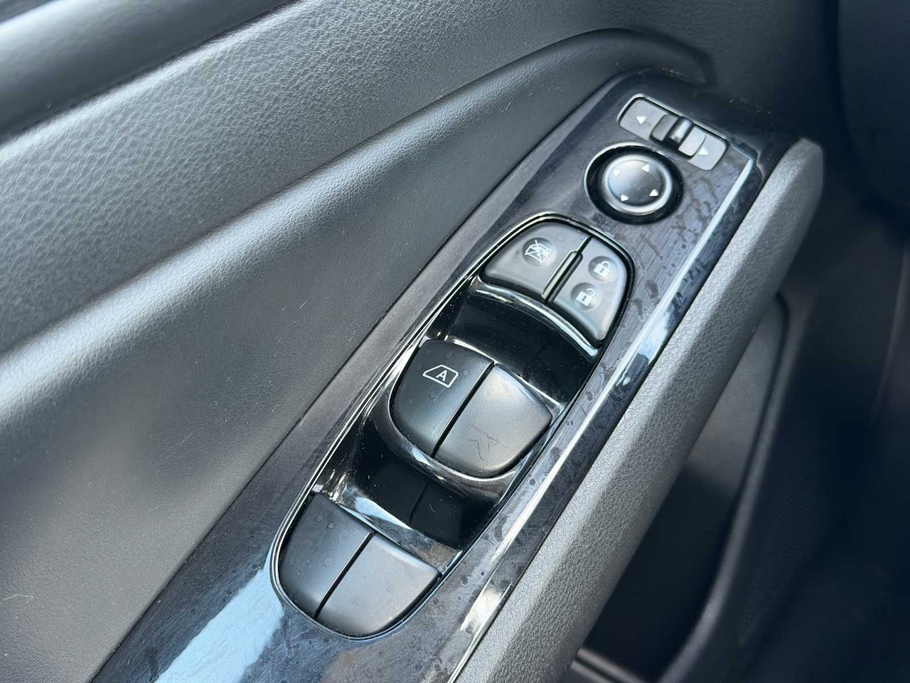 2024 Nissan Altima 2.5 SR - Image 24