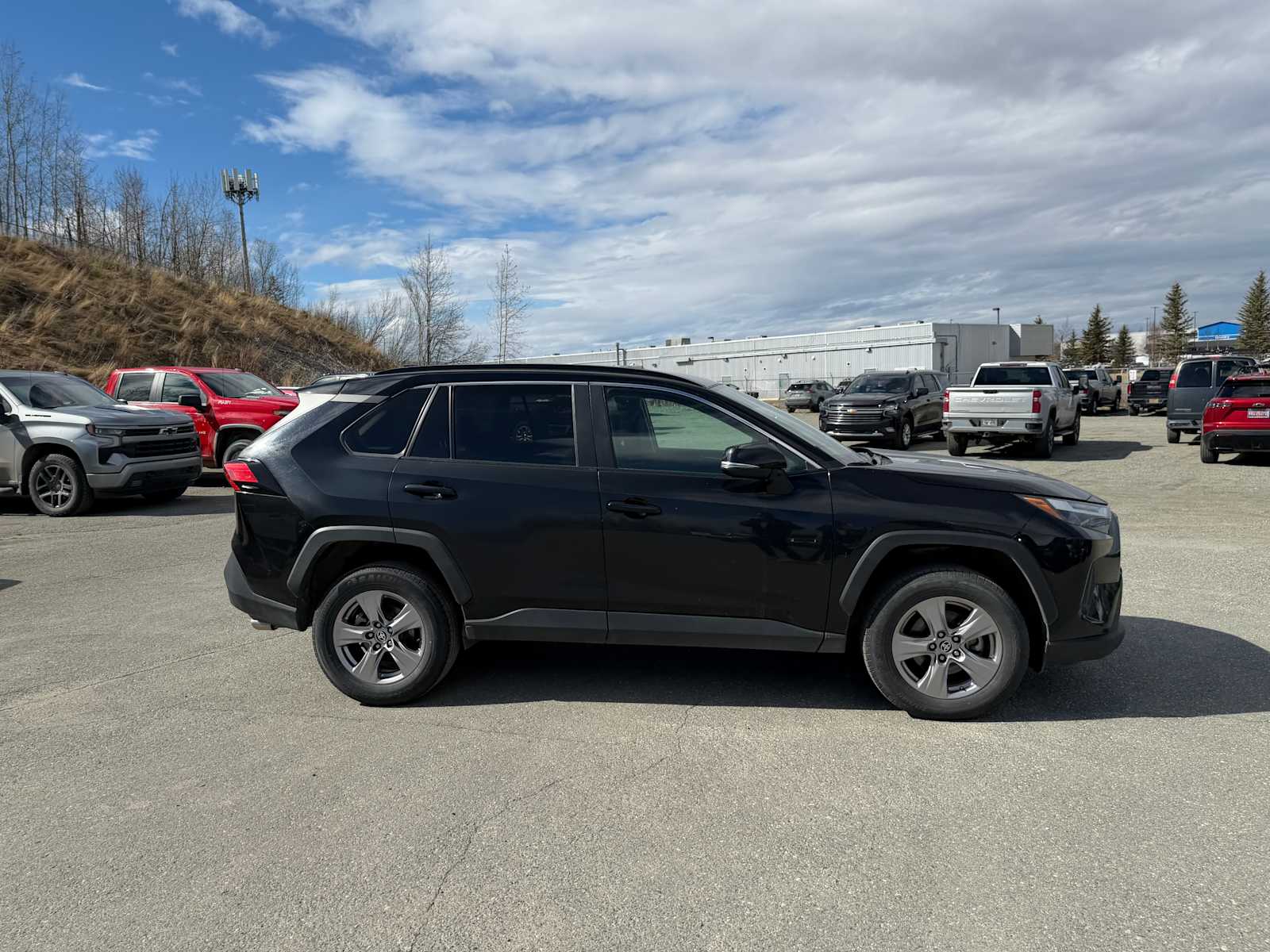 Thumbnail: 2023 Toyota RAV4 - 6