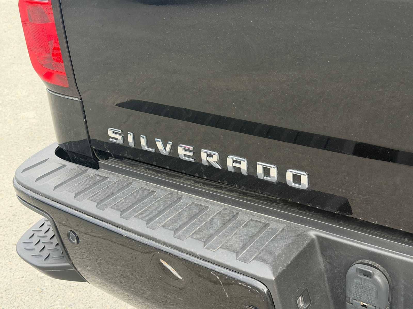 Thumbnail: 2015 Chevrolet Silverado 1500 - 23