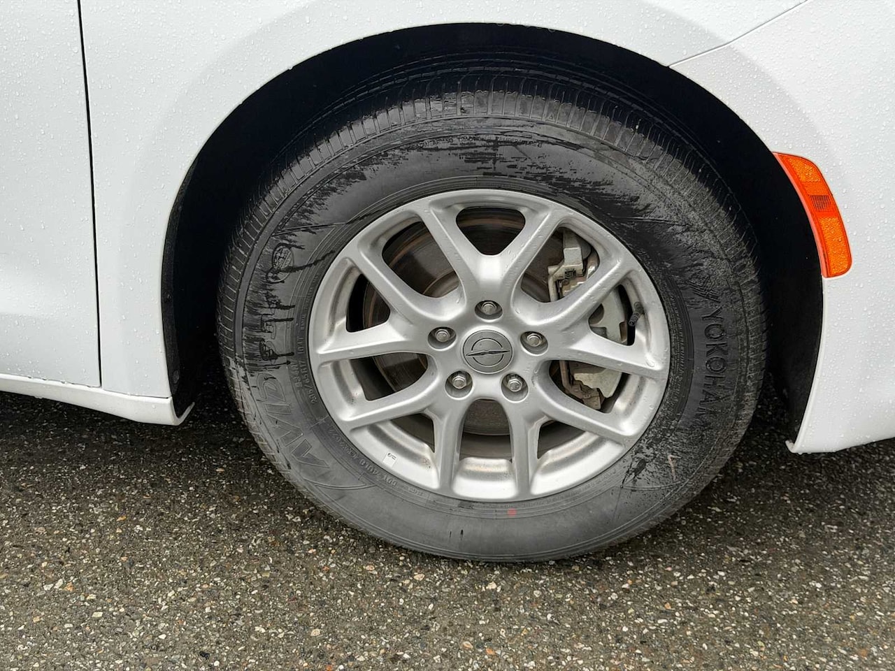 2025 Chrysler Pacifica Limited - Image 17