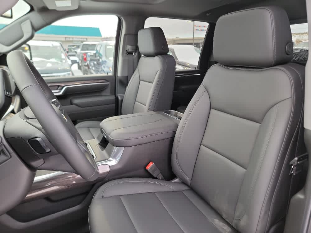 Thumbnail: 2026 Chevrolet Silverado 2500 - 12