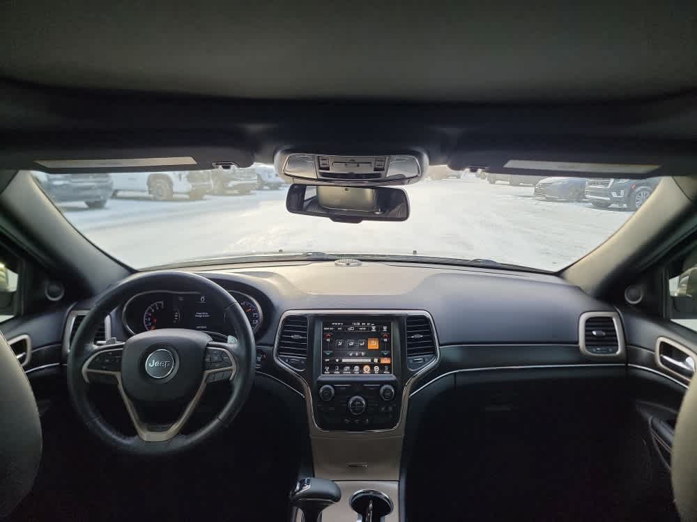 Thumbnail: 2015 Jeep Grand Cherokee - 24