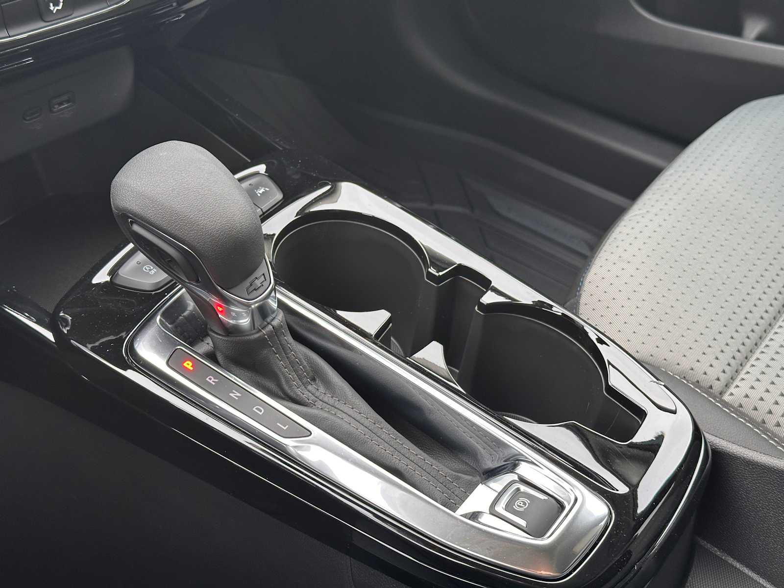 Thumbnail: 2026 Chevrolet Trax - 4