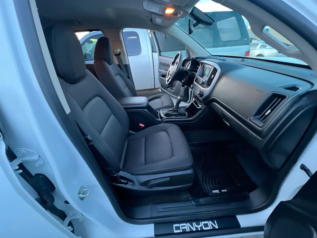 Thumbnail: 2017 GMC Canyon - 23