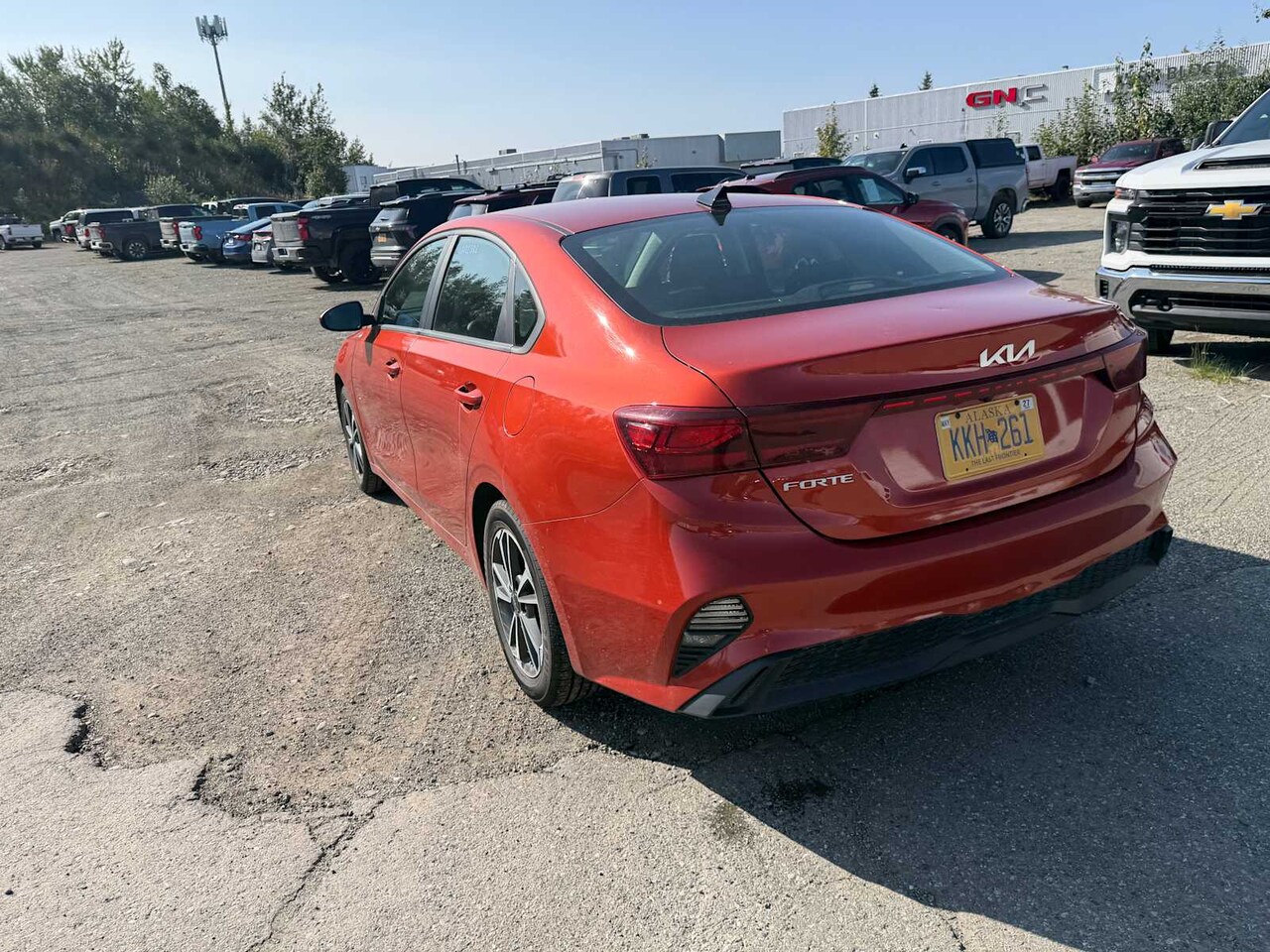 2023 Kia Forte LXS - Image 9