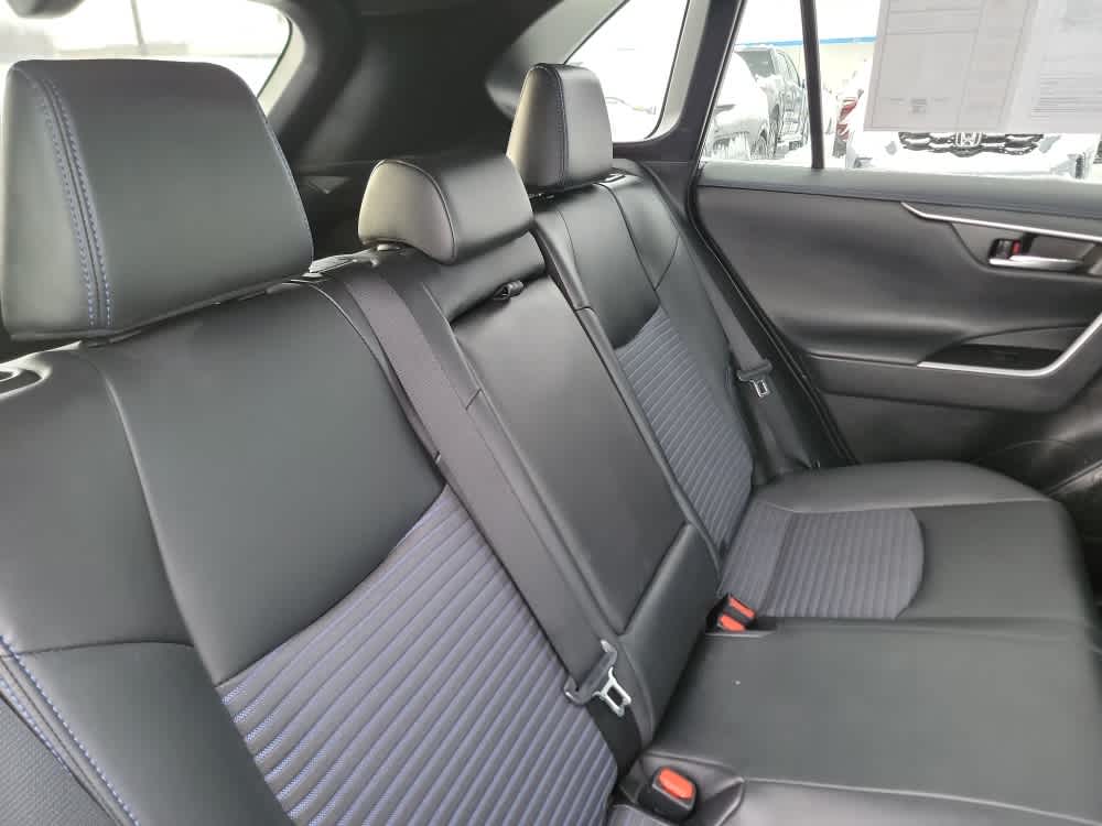 Thumbnail: 2021 Toyota RAV4 - 20