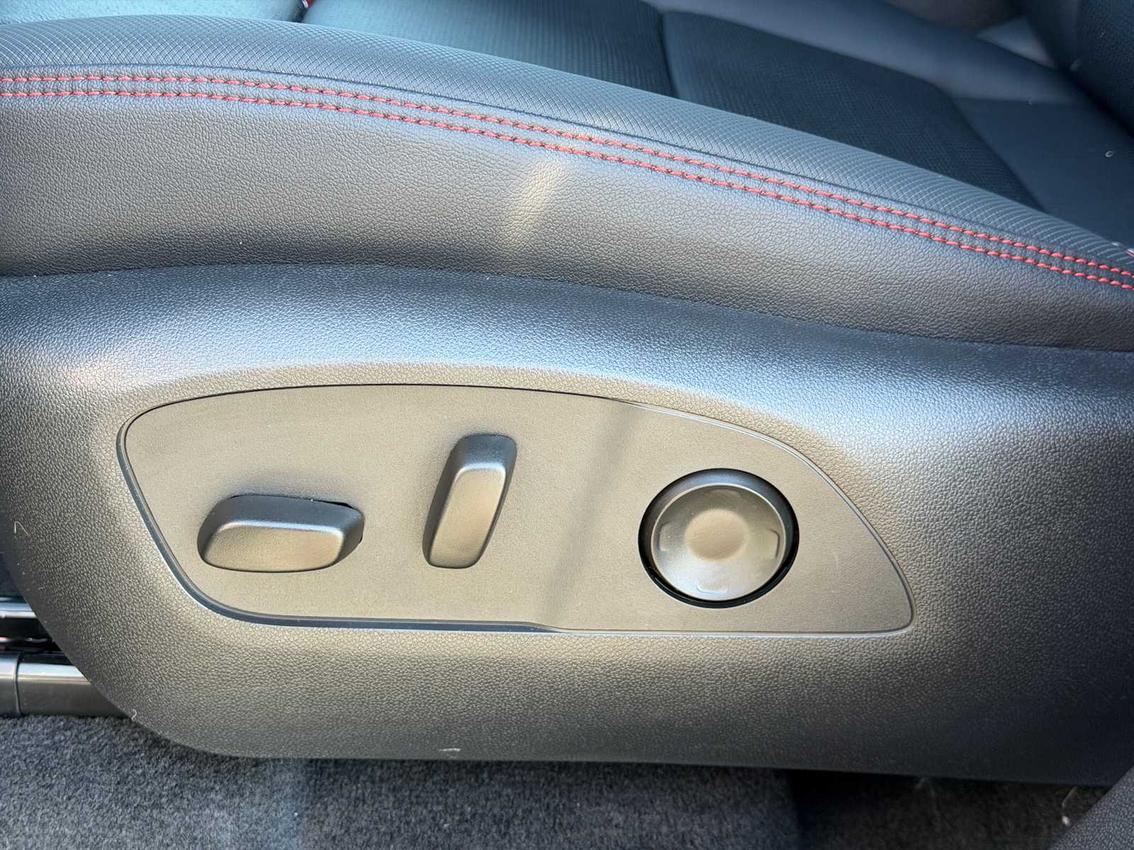 Thumbnail: 2026 Chevrolet Traverse - 5