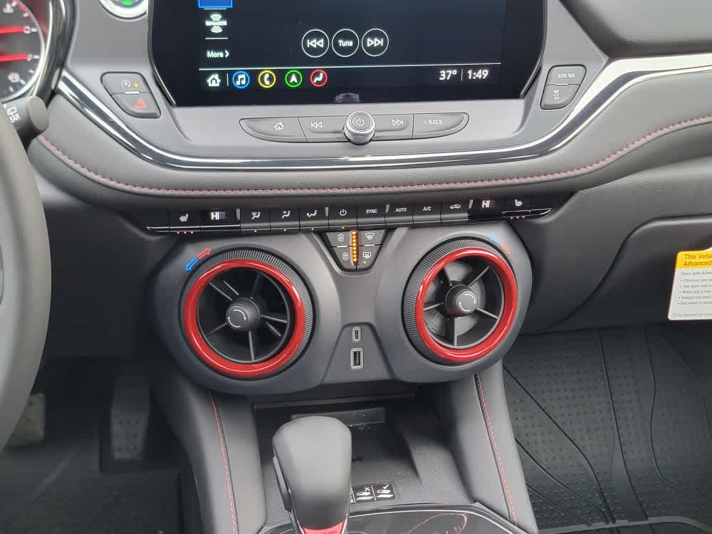 Thumbnail: 2025 Chevrolet Blazer - 16