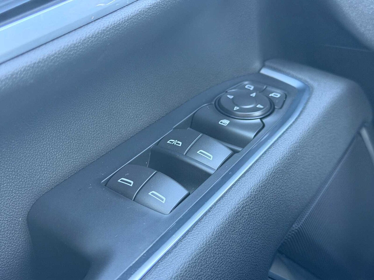 2026 Chevrolet Silverado 2500 HD LT - Image 4