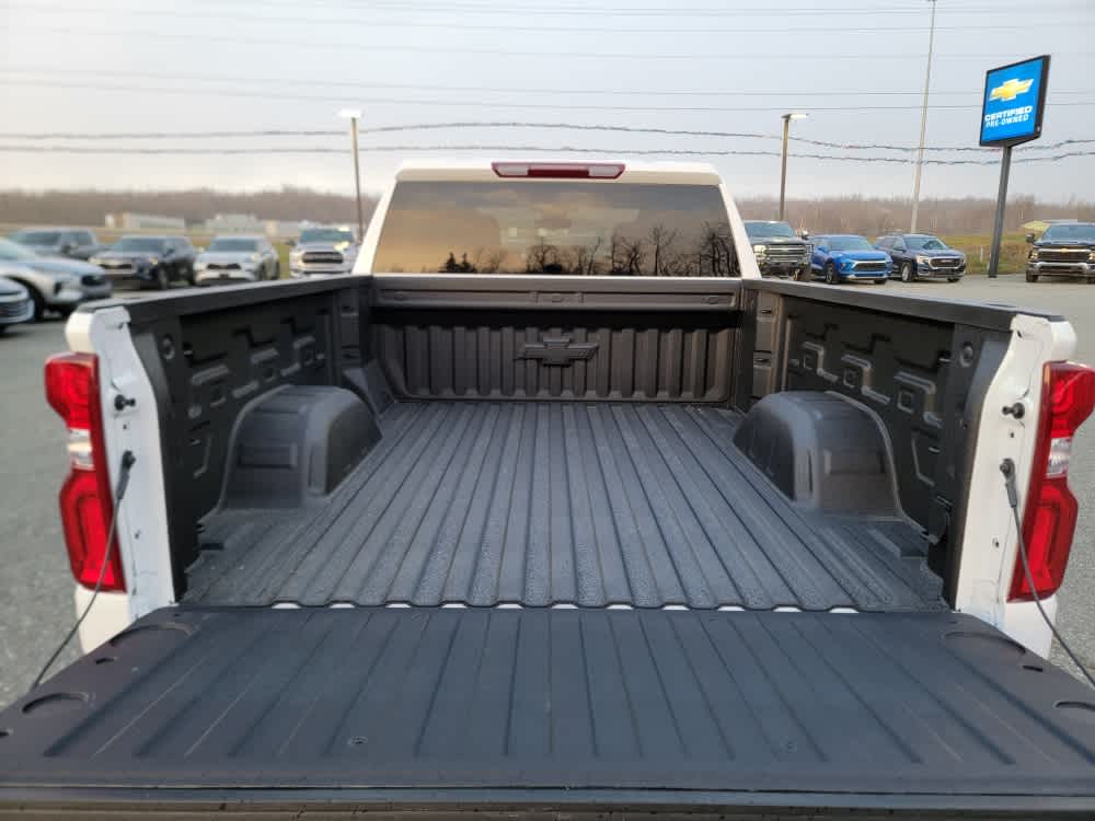 Thumbnail: 2026 Chevrolet Silverado 1500 - 20