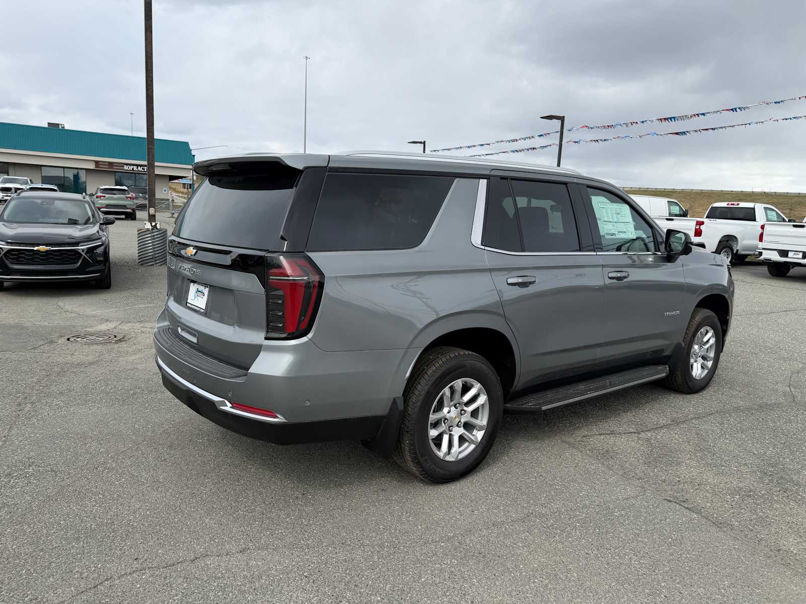 Thumbnail: 2026 Chevrolet Tahoe - 15
