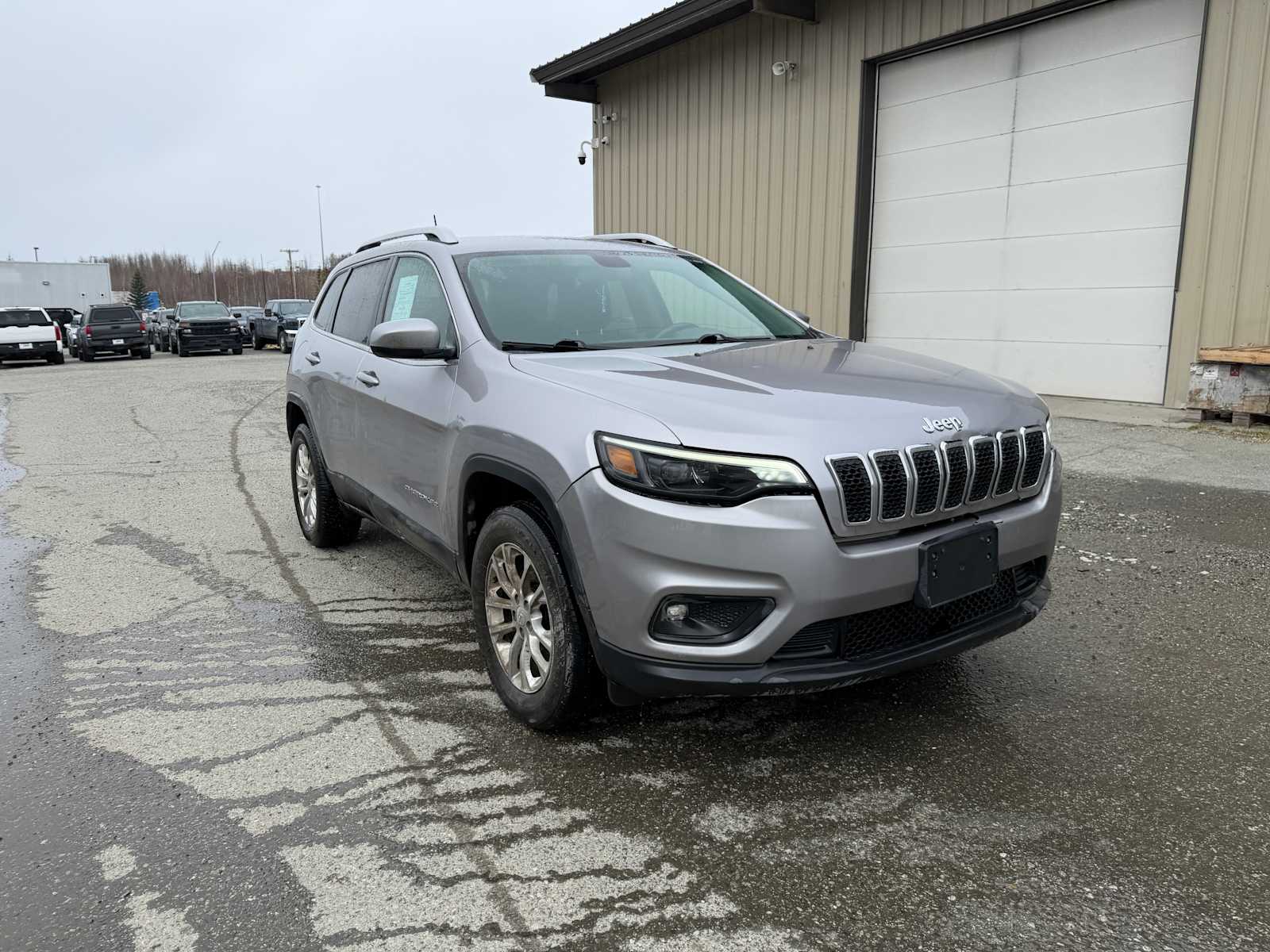 Thumbnail: 2019 Jeep Cherokee - 5