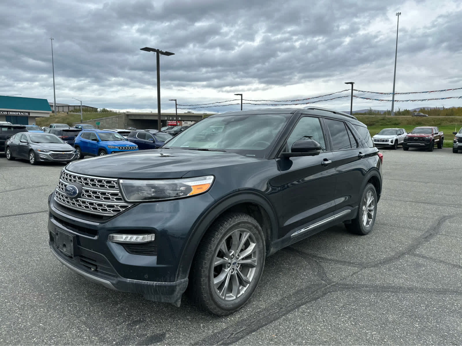 Thumbnail: 2022 Ford Explorer - 3