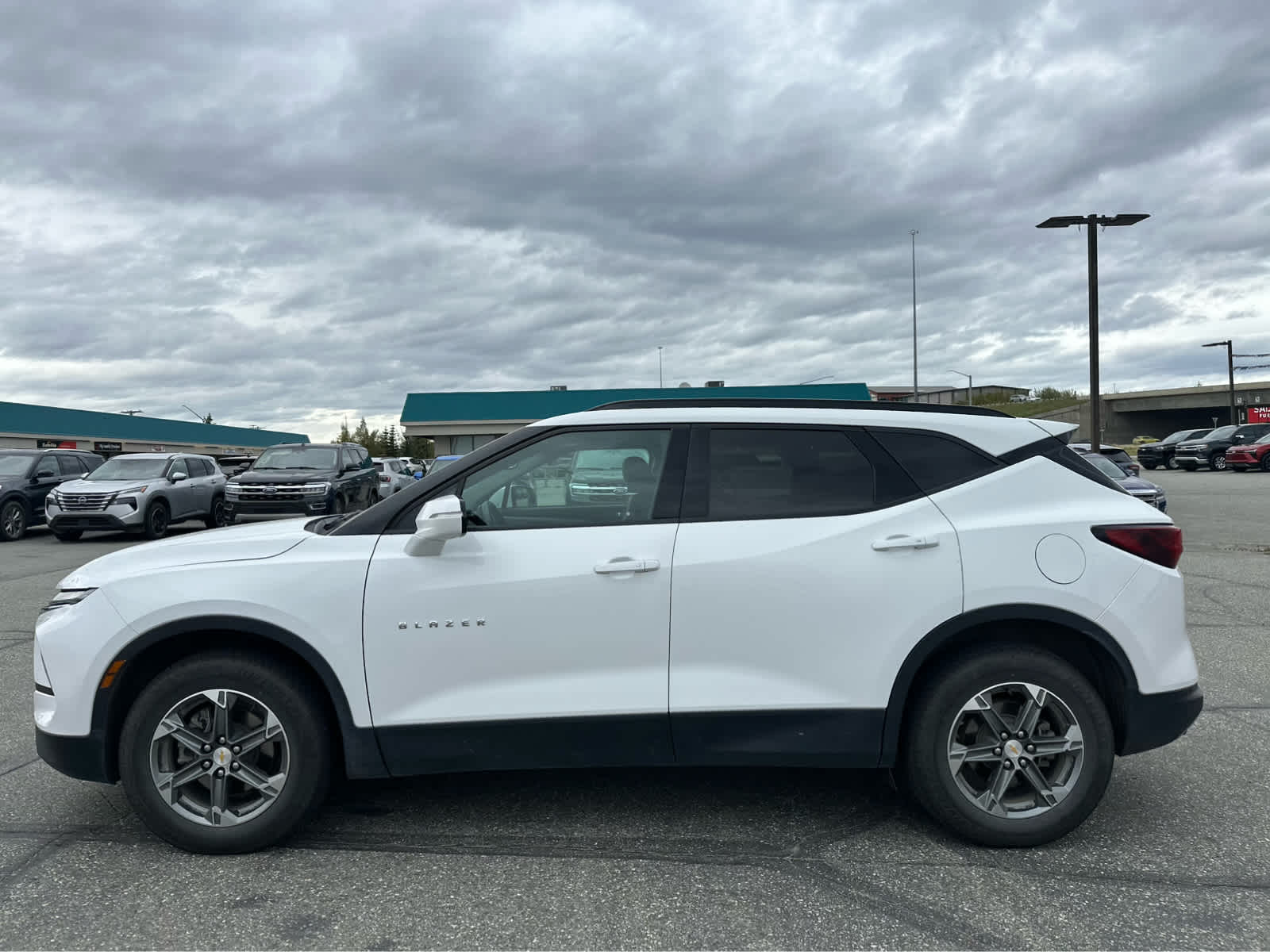 Thumbnail: 2023 Chevrolet Blazer - 4