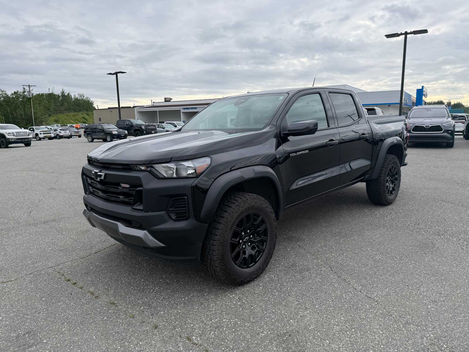 Thumbnail: 2025 Chevrolet Colorado - 9