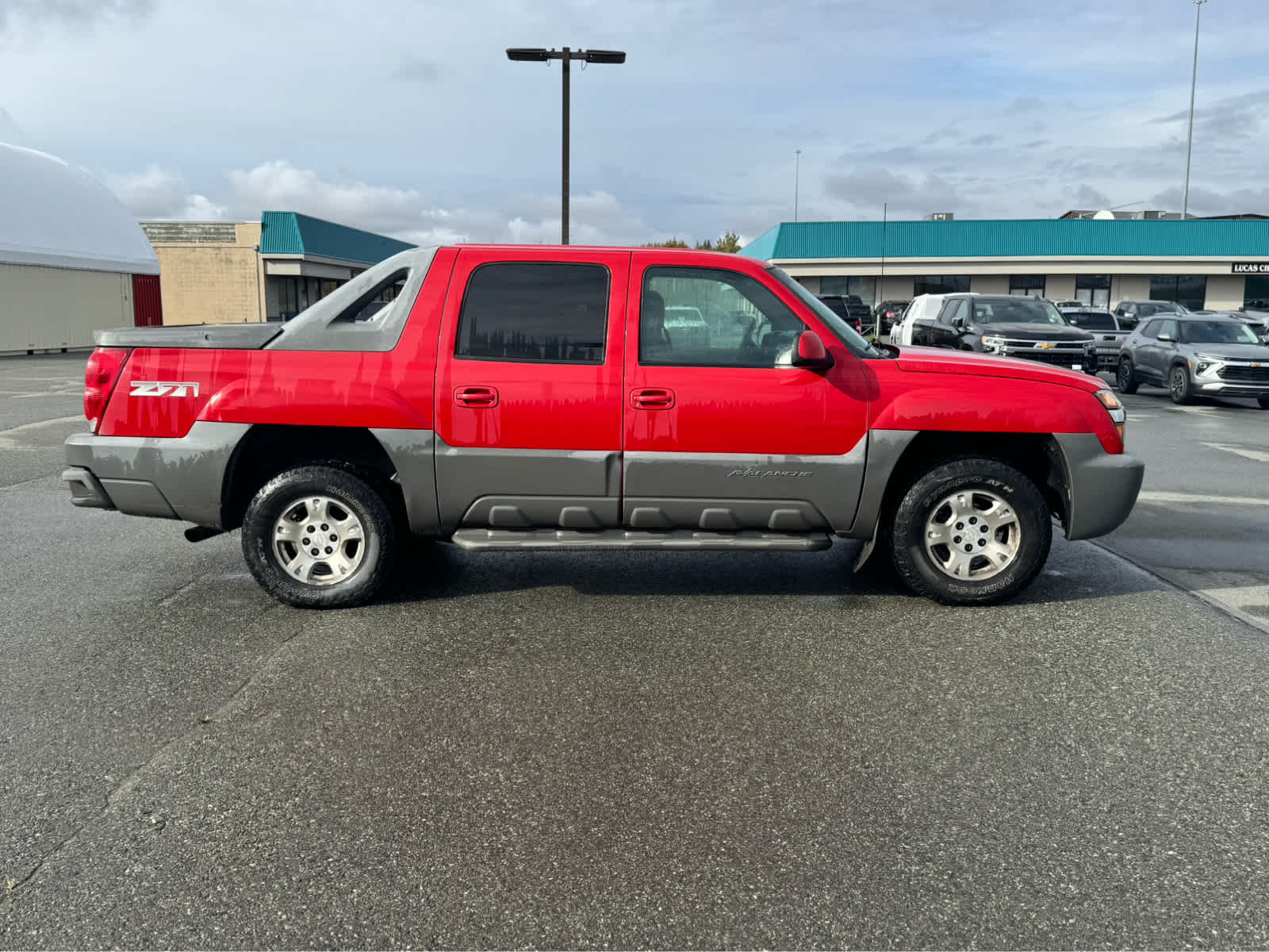 Thumbnail: 2002 Chevrolet Avalanche 1500 - 6