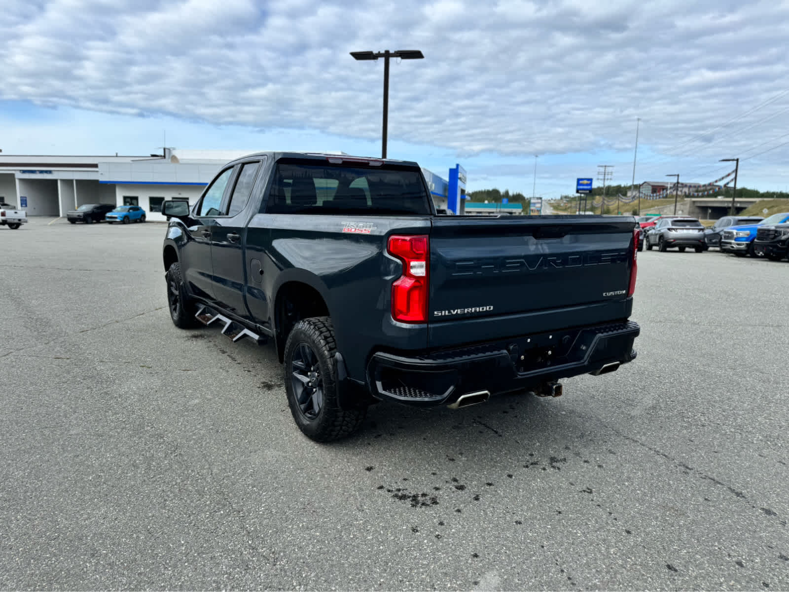 Thumbnail: 2019 Chevrolet Silverado 1500 - 3