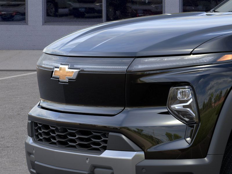 Thumbnail: 2025 Chevrolet Silverado EV - 13