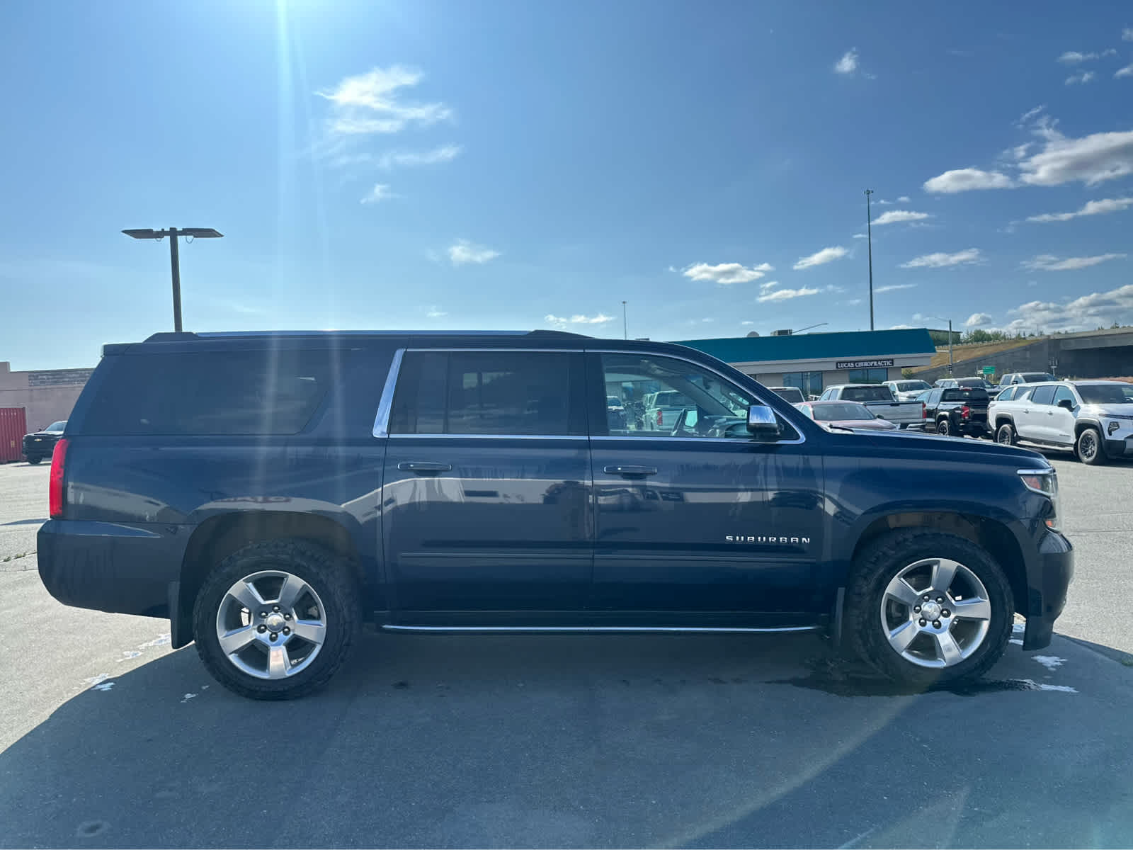 Thumbnail: 2018 Chevrolet Suburban - 8