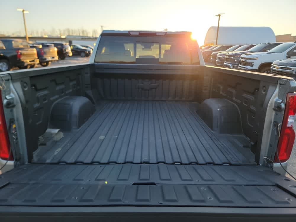 Thumbnail: 2026 Chevrolet Silverado 1500 - 20