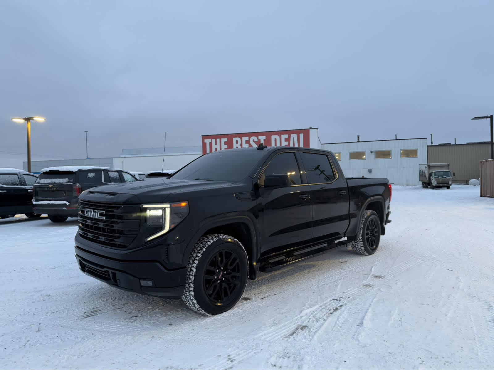 Thumbnail: 2023 GMC Sierra 1500 - 3