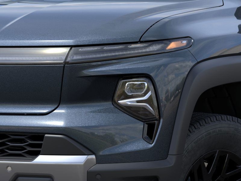 Thumbnail: 2025 Chevrolet Silverado EV - 34