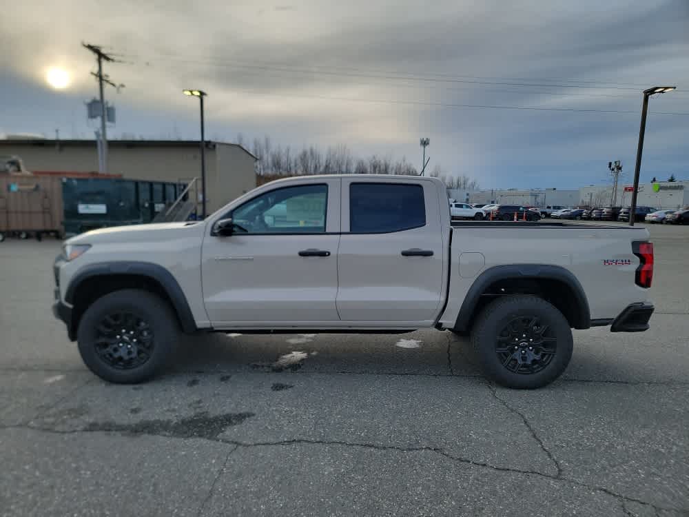 Thumbnail: 2026 Chevrolet Colorado - 2