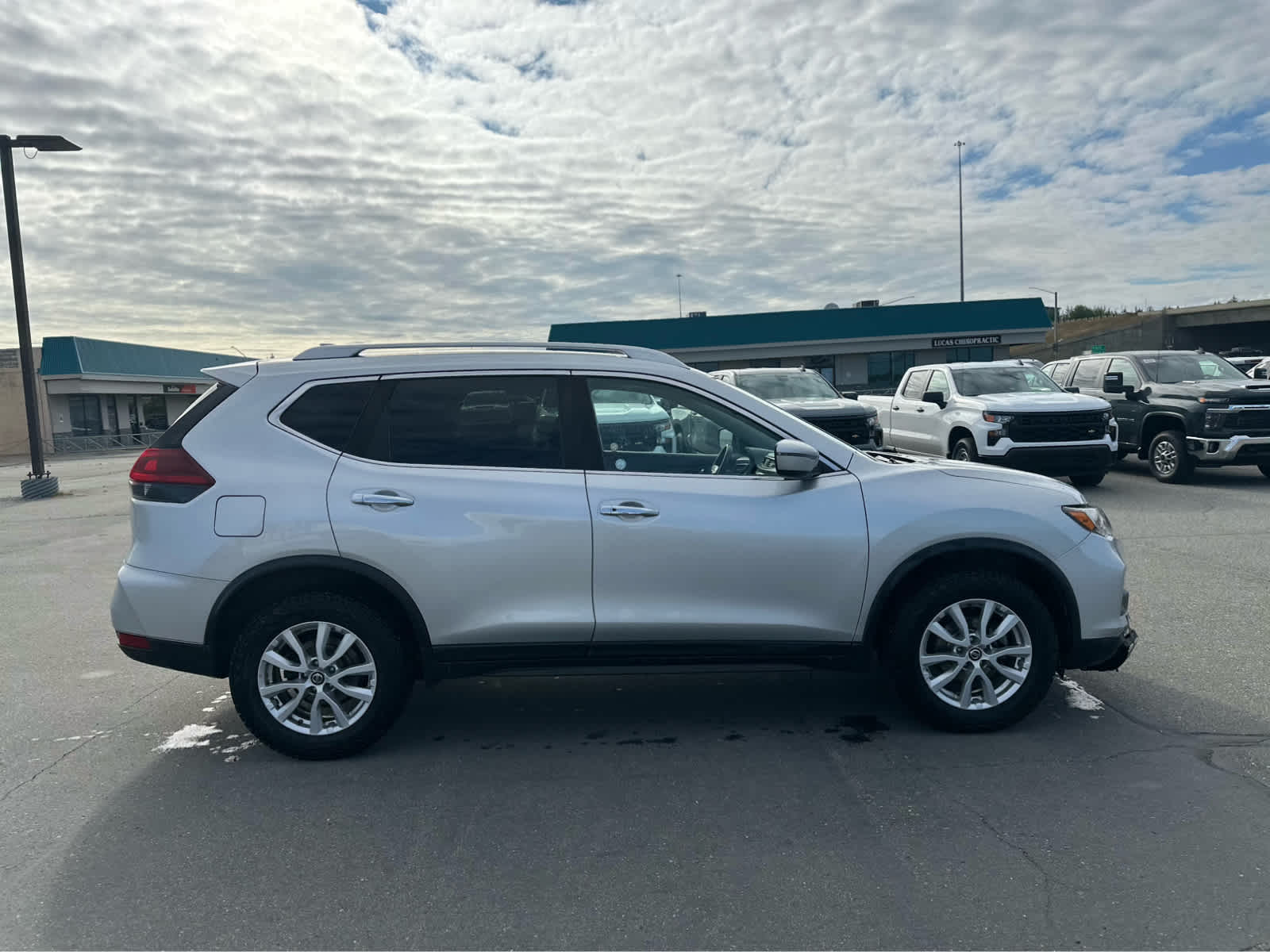 Thumbnail: 2019 Nissan Rogue - 8