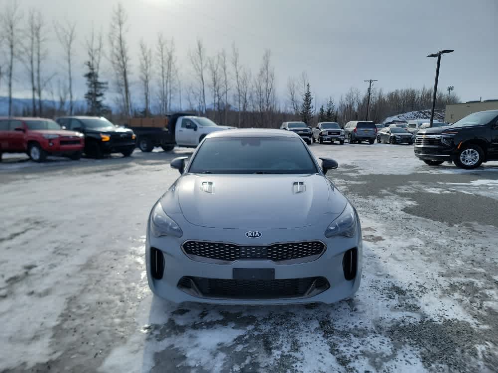 Thumbnail: 2018 Kia Stinger - 8