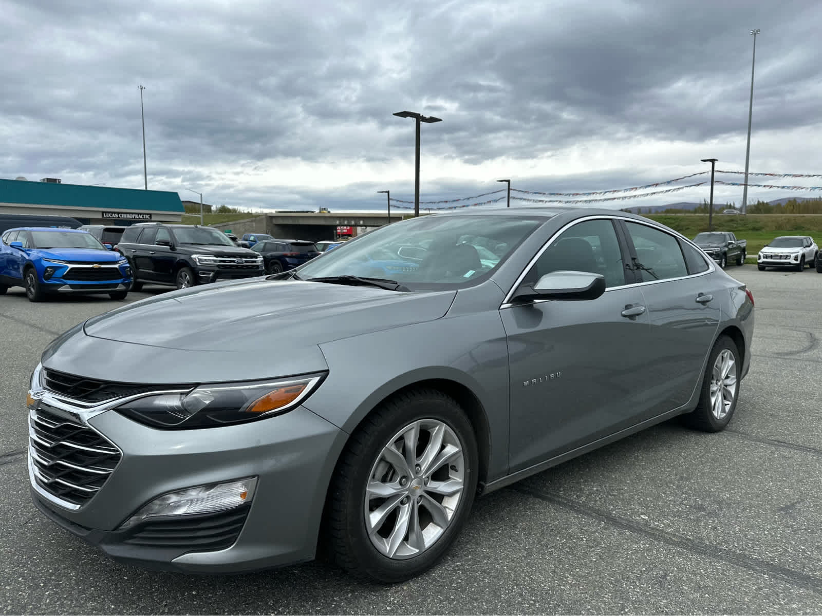 Thumbnail: 2023 Chevrolet Malibu - 3