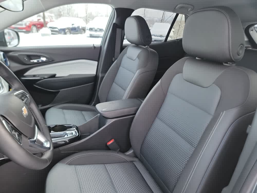 Thumbnail: 2026 Chevrolet Trax - 12