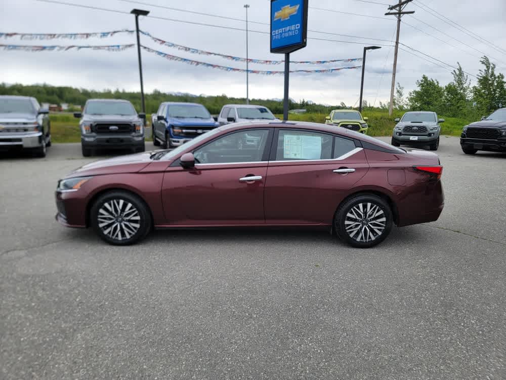 Used 2023 Nissan Altima SV with VIN 1N4BL4DV8PN349648 for sale in Wasilla, AK