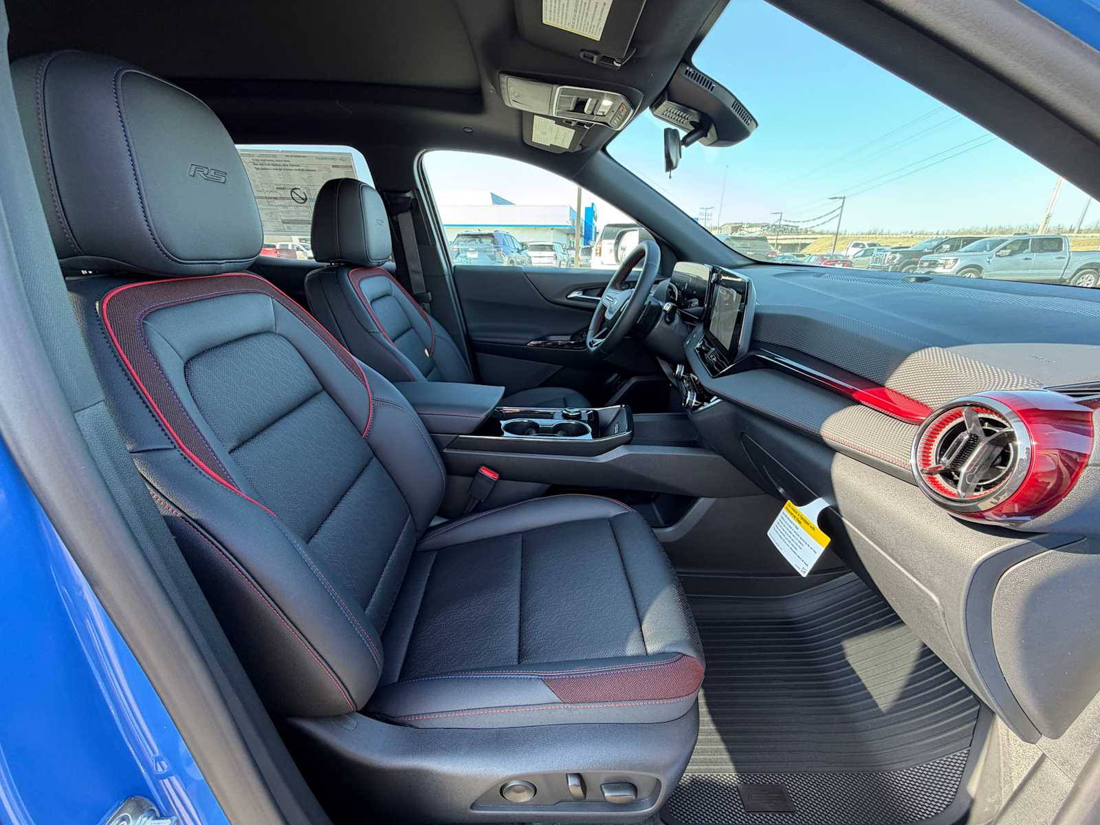 Thumbnail: 2026 Chevrolet Equinox - 24